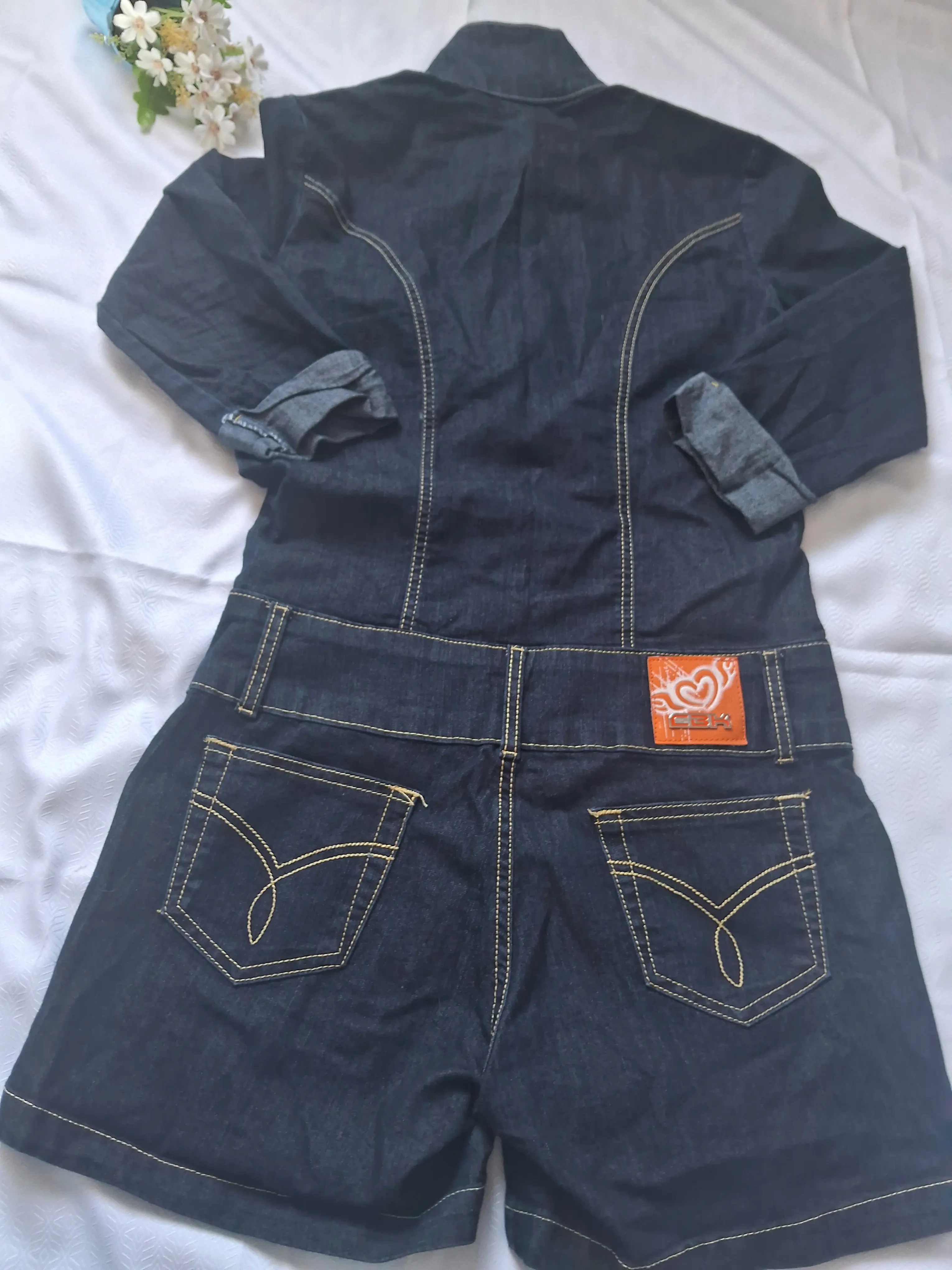Macacão short jeans costas