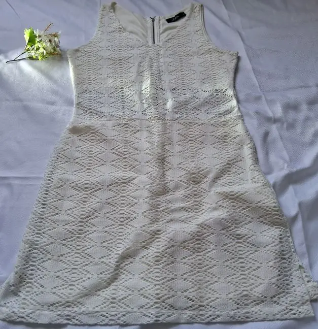 Vestido Crochê Branco/Creme frontal