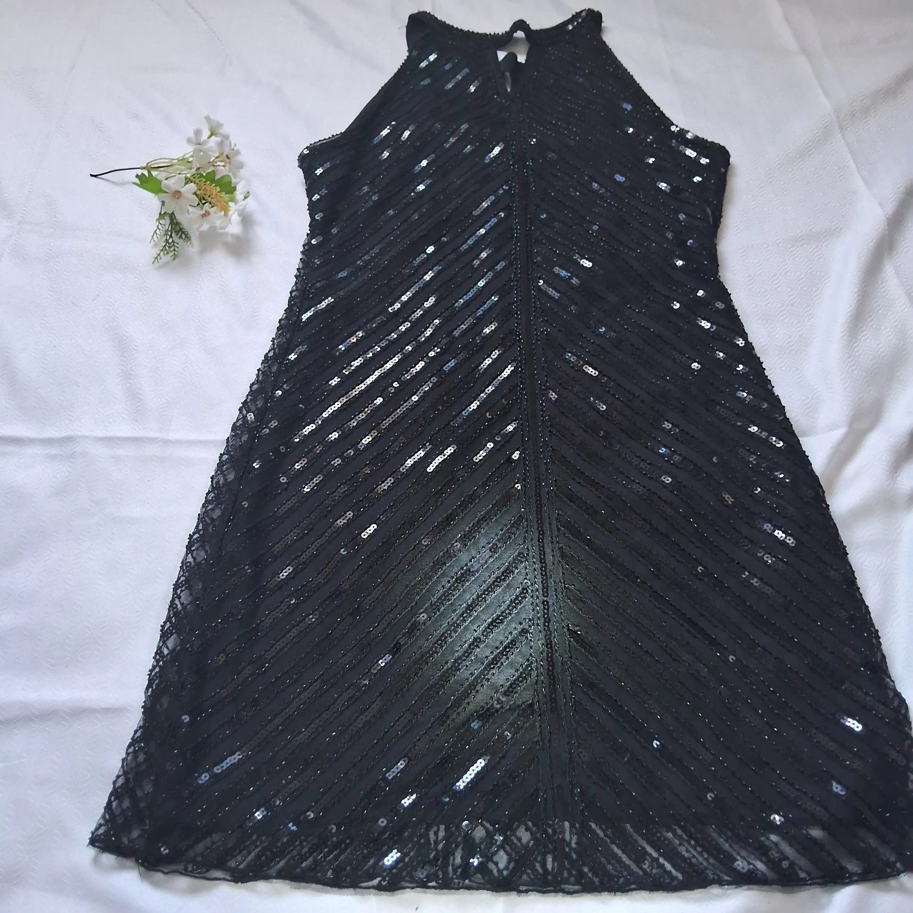 vestido-preto-frontal