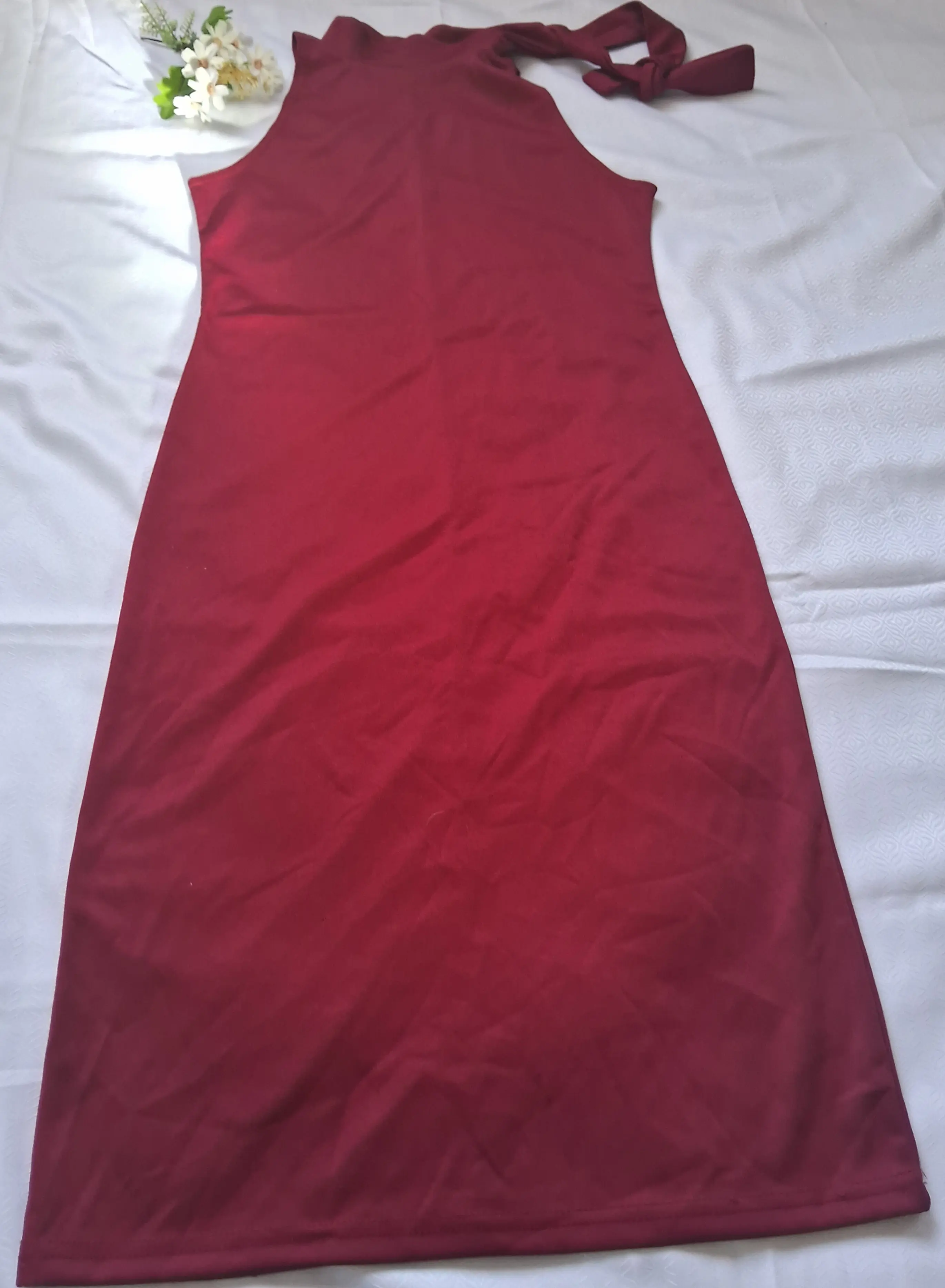 Vestido vermelho liso